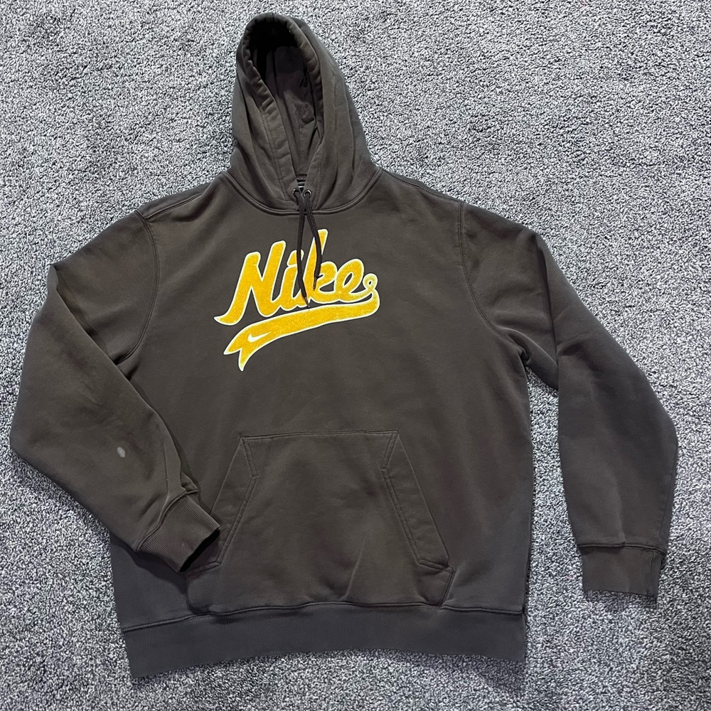 Vintage men’s Nike XL hooded sweatshirt